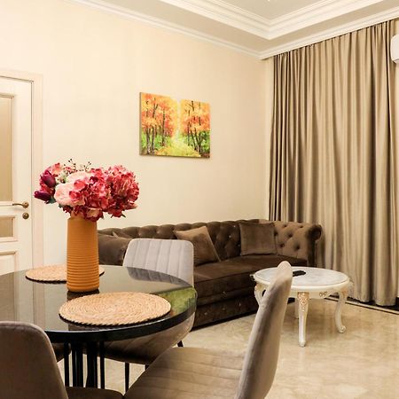 4Elements Apartments - One Br Apartments On Republic Square Jerevan Exteriör bild